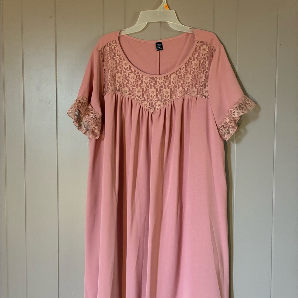 SHEIN Curve Blush Pink Top